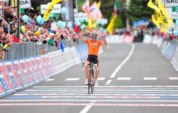 Jon Izagirre (Euskaltel-Euskadi) soloed to victory in Falzes.