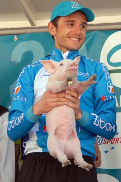 Perrig Quemeneur got a little piggy