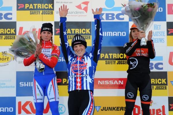 Women's podium (l-r): Daphny van den Brand (ZZPR.nl), 2nd; Katie Compton (Planet Bike), 1st; Sanne van Paassen (BrainWash), 3rd.