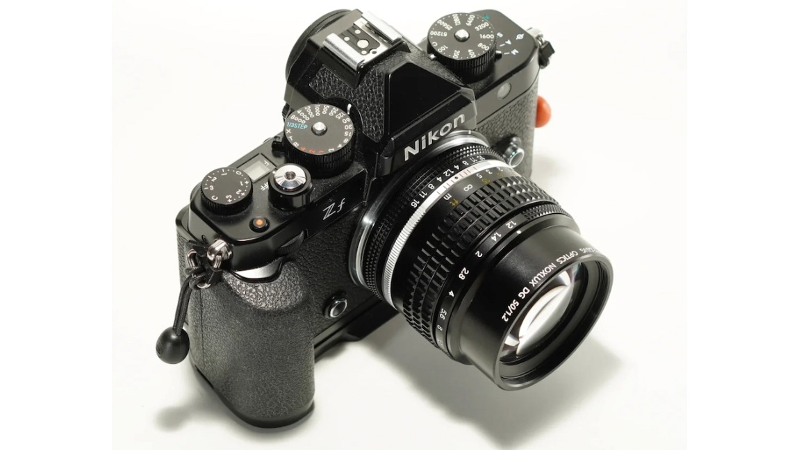 Mr Ding Noxlux DG 50mm f/1.2 attached to a Nikon Zf on a white background