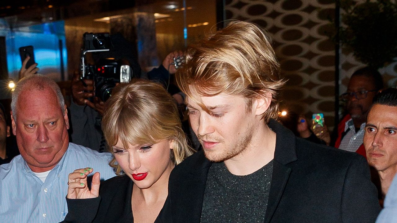 taylor swift and joe alwyn in new york city on october 06, 2019