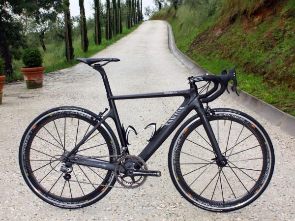 Canyon Bicycles launches into the aero road bike market with its new Aeroad CF.
