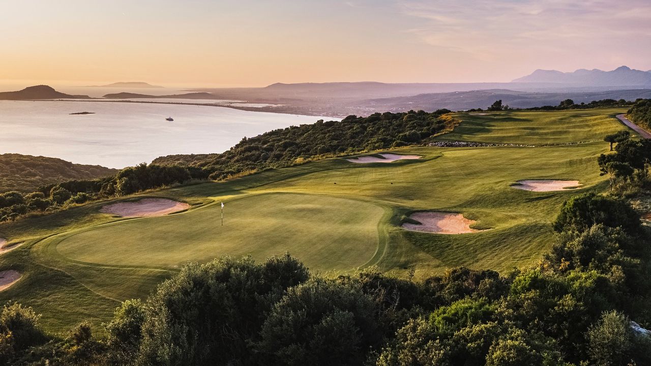 Costa Navarino Olympic course 17th hole