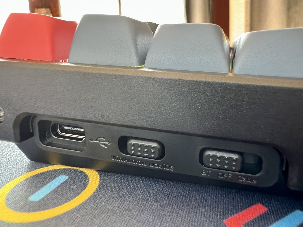Keychron K8 Pro Side Toggles Usb C Port