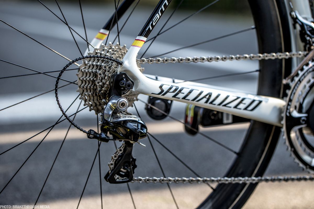 The grand tour colour theme is continued on the rear stays of the bike