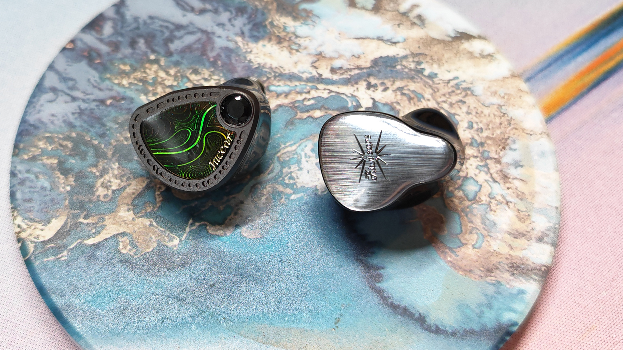 The Juzear Light Shuttle and other earphones.
