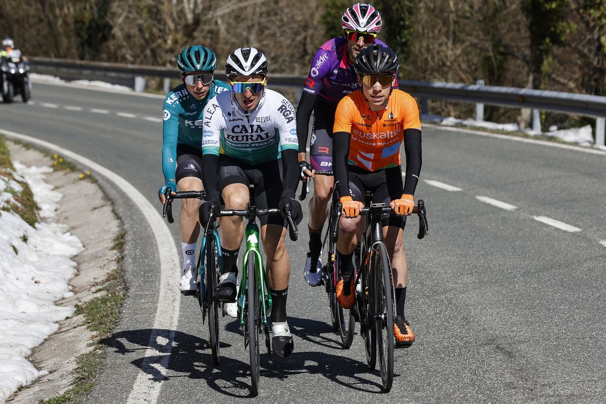Itzulia Basque Country 2022 - 61st Edition - 2nd stage Leitza - Viana 207,6 km - 05/04/2022 - Julen Amezqueta (ESP - Caja Rural - Seguros RGA) - Ibai Azurmendi (ESP - Euskaltel - Euskadi) - photo Luis Angel Gomez/SprintCyclingAgency&Acirc;&copy;2022