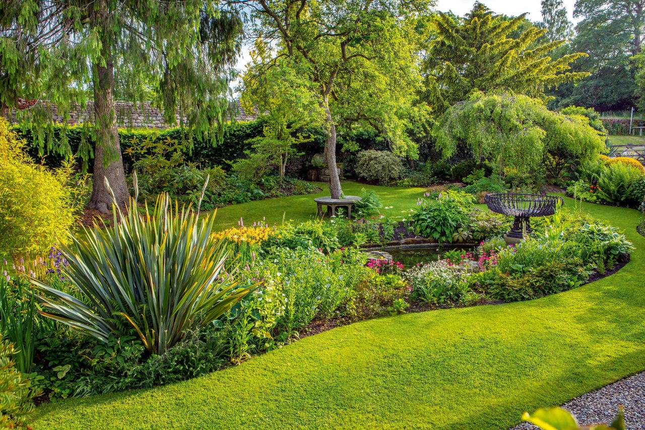 The gardens at York Gate, Leeds. ©Clive Nichols