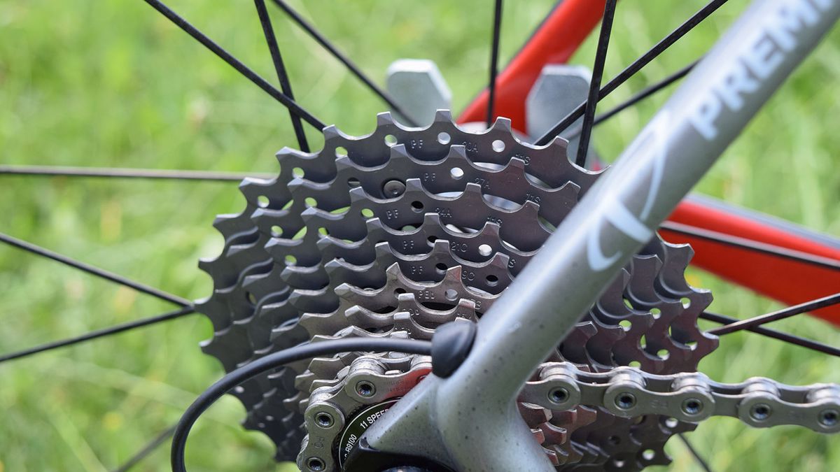 Astana are known to use Shimano Ultegra cassettes but ahead of the stage 2 start at Tour de Suisse, Fuglsang was running an 11-30 Shimano Dura-Ace R9100 cassette