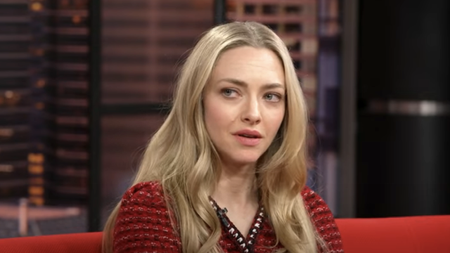 amanda seyfriend during an etalk interview for ctv