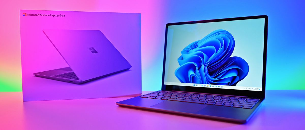 NEW Microsoft Surface Laptop Go 2 12.4 Touchscreen Intel i5 8GB RAM 128GB  SSD