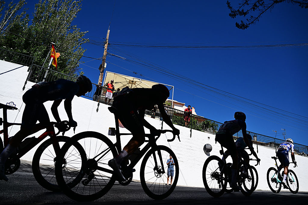 Fans cheer the peloton during the La Vuelta - 81st Tour of Spain 2026, Stage 20 a 210.8km stage from La Calahorra to Collado del Alguacil
