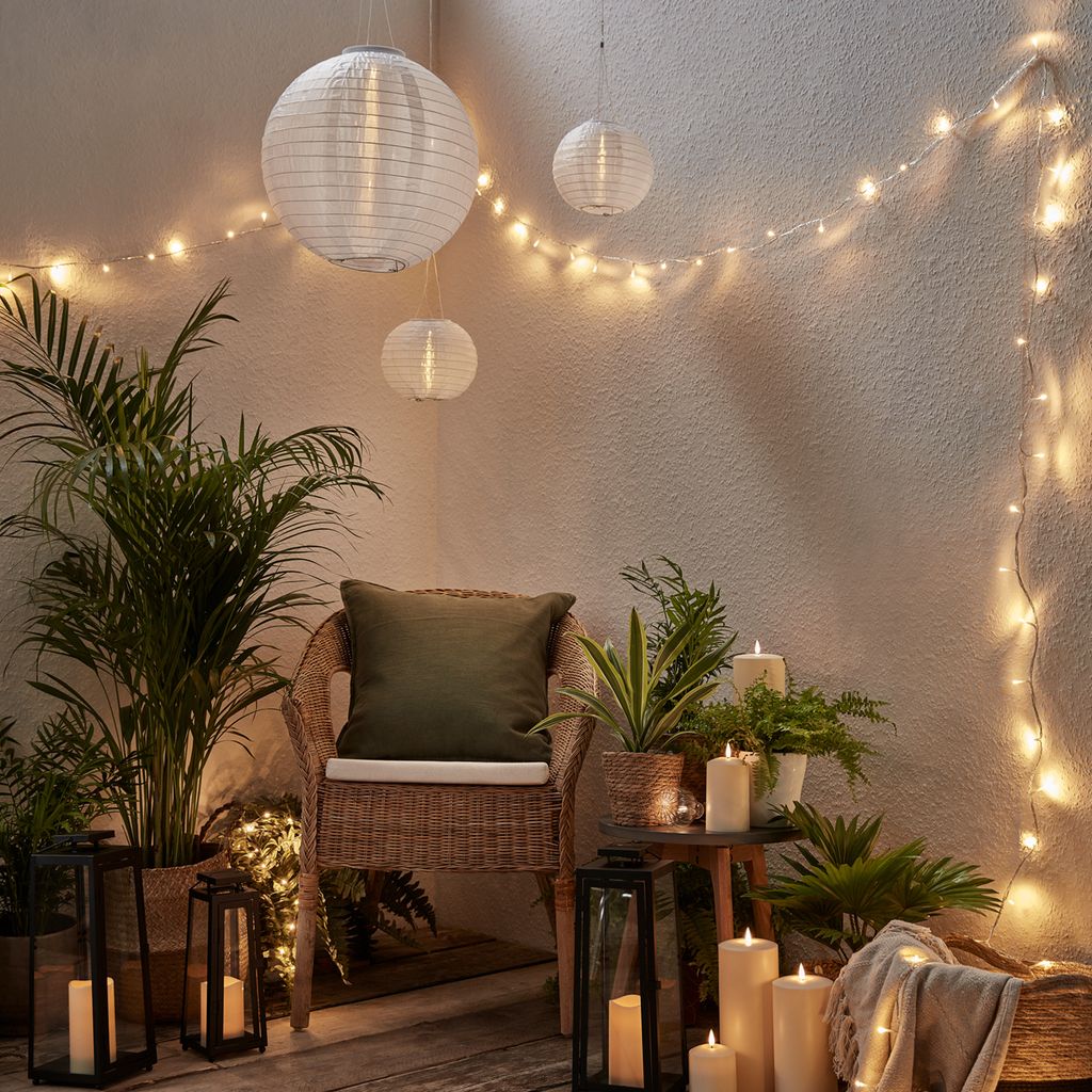 Solar vs battery garden lights the pros and cons of each Ideal Home