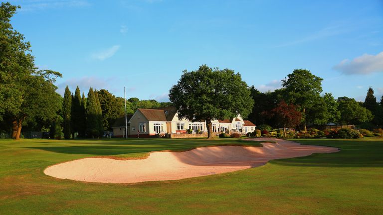 Little Aston Golf Club - 18th hole and clubhouse