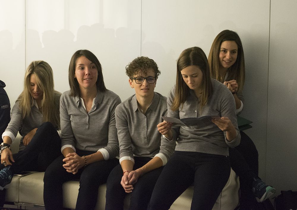 Malgorzata Jasinska - Movistar women's team ahead of the official presentation in Madrid