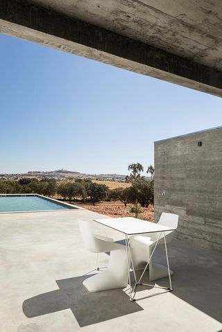 Balcony furniture and pool