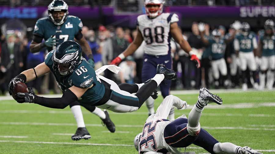 Super Bowl LII Draws In-Game Average-Minute Audience of 2.02 Million  Live-Streaming Viewers Across Digital Platforms