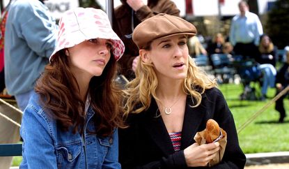 Kristin Davis and Sarah Jessica Parker during Kristin Davis and Sarah Jessica Parker on Location For "Sex and the City" on May 08, 2001 at Central Park in New York City, New York, United States.