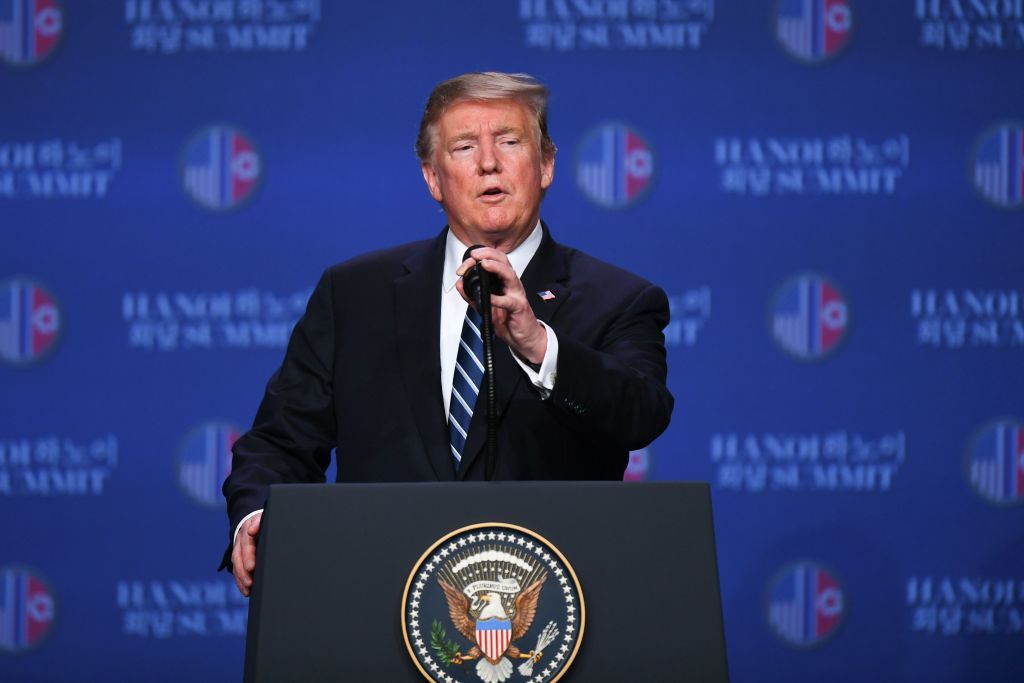 Trump gives a press conference in Hanoi