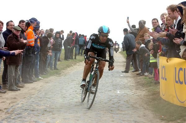 Juan Antonio Flecha (Team Sky) on the cobbles at Paris-Roubaix 2012