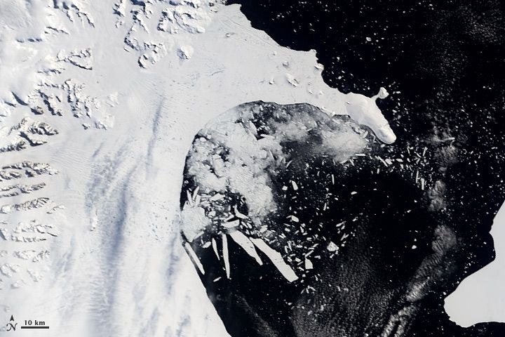 The breakup of Antarctica&#039;s Larsen B ice shelf