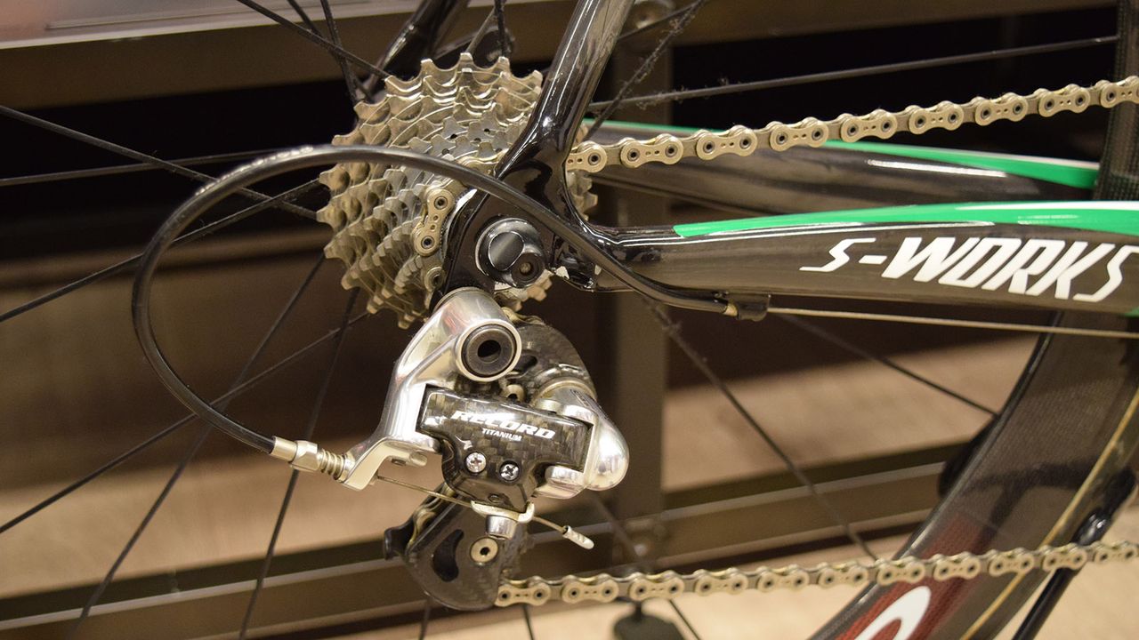 Boonen's 2007 Tarmac was equipped with Campagnolo components