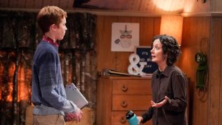 Mark and Darlene having argument in bedroom on The Conners