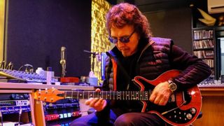 Tony Iommi Red Special