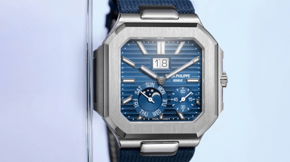 Cubitus 5822P-001 watch by Patek Phillipe