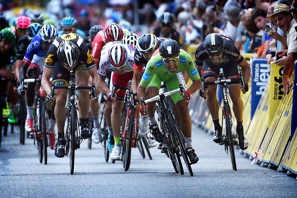 Nacer Bouhanni out-sprints the field during stage 4 of the Criterium du Dauphine.