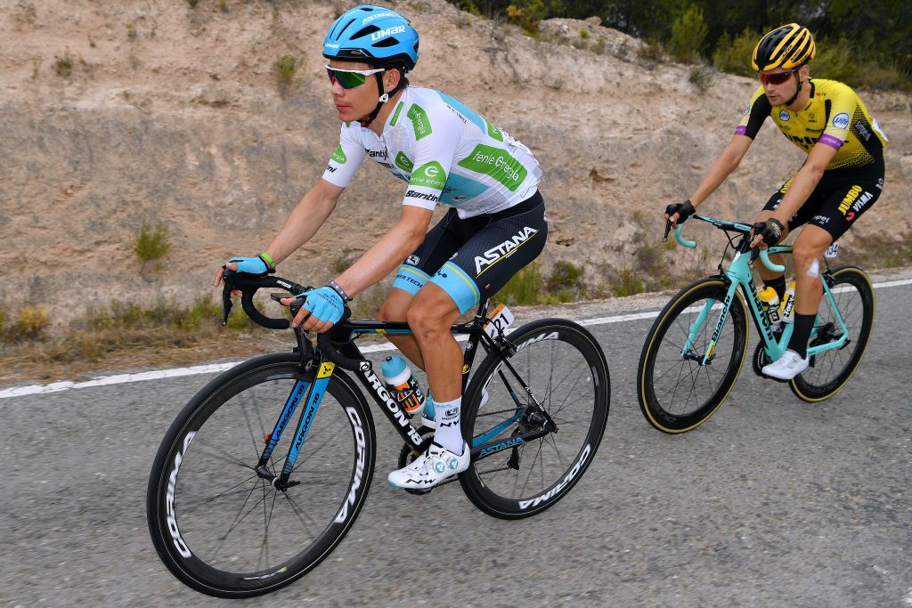 White jersey Miguel Angel Lopez