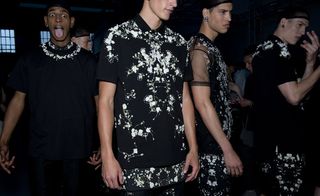 Backstage Givenchy S/S 2015