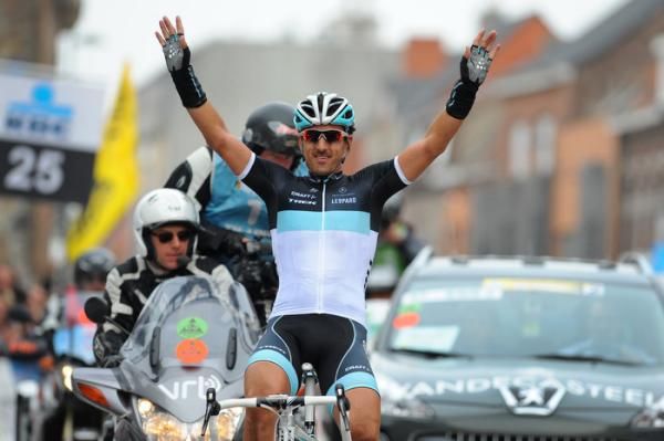 Fabian Cancellara (Leopard Trek) wins alone