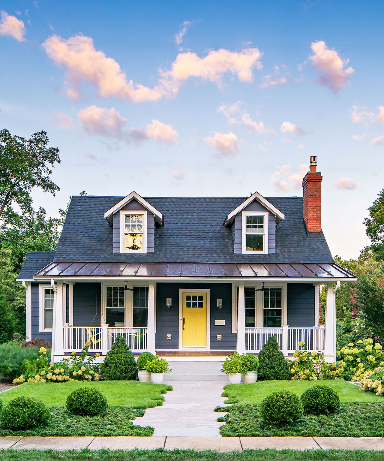 Flagstone walkway ideas: 11 ways to use stone pavers | Gardeningetc