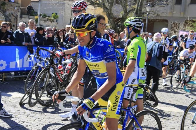 Alberto Contador (Tinkoff-Saxo) resplendent in the Tirreno-Adriatico leader's jersey at the start of stage 6