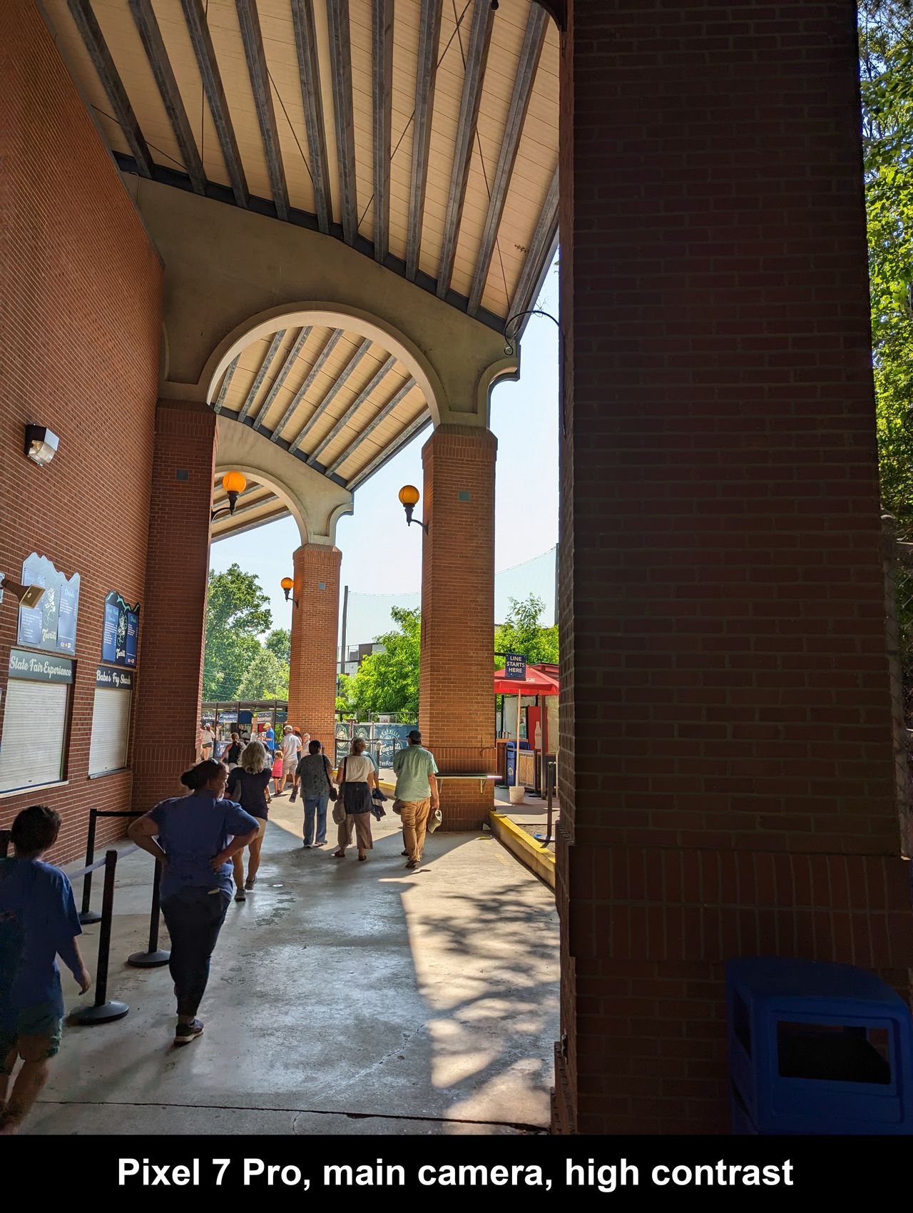 Daytime camera samples from the Google Pixel 7 Pro in a high-contrast situation
