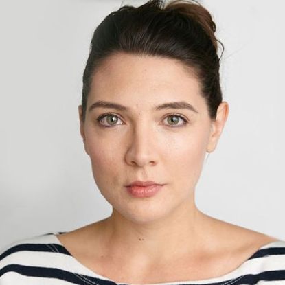 Ear, Lip, Cheek, Hairstyle, Chin, Forehead, Shoulder, Eyebrow, Eyelash, Style, 