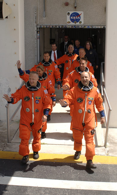 Astronauts Rest Up From Shuttle Launch Delays