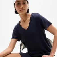 Athleta Getaway Linen V-Neck Tee