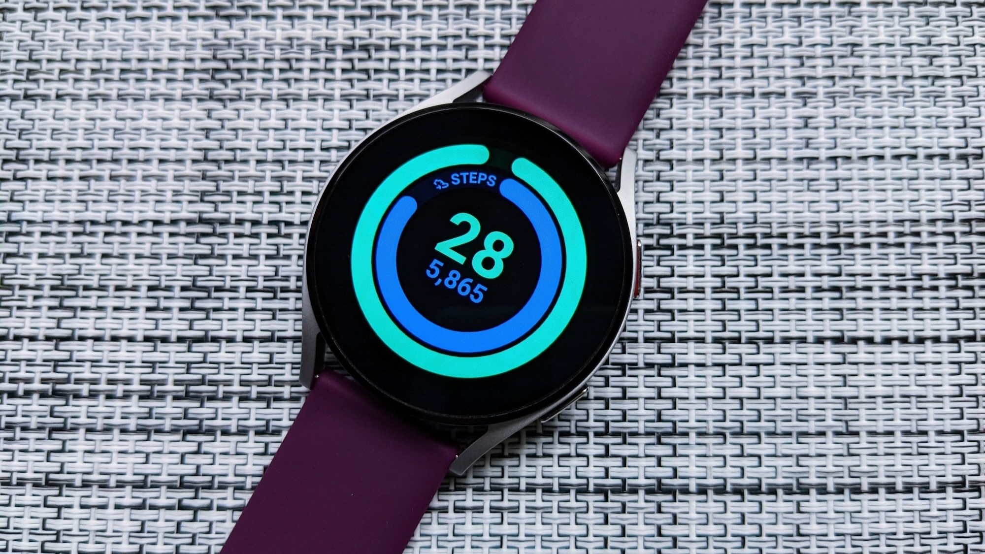 Google Fit rings on Galaxy Watch 4
