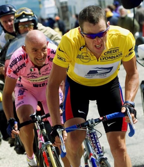 Lance Armstrong and Marco Pantani on the Mont Ventoux during the 2000 Tour de France