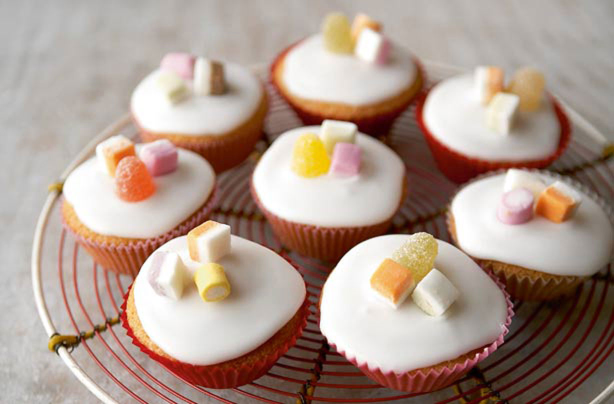 Iced fairy cakes recipe | BBC Good Food