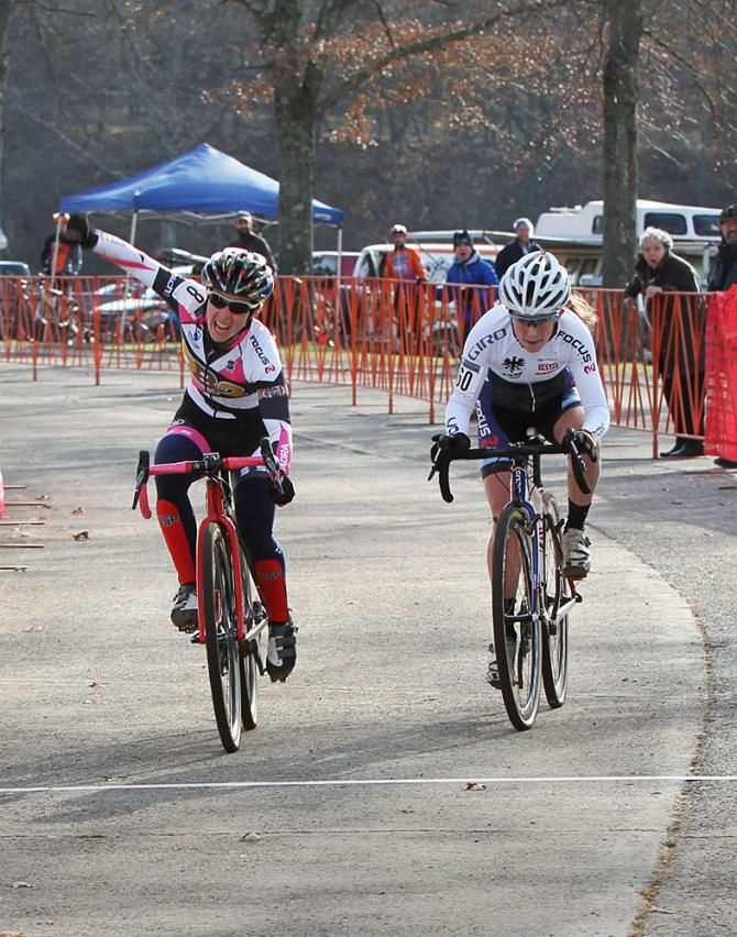 Arley Kemmerer is victorious in Super Cross Cup 1