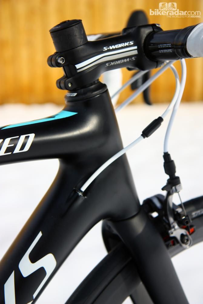 Our 52cm test sample actually uses a straight 1 1/8" steerer while larger samples go with tapered front ends. Amazingly, we were still able to go straight and turn when desired.
