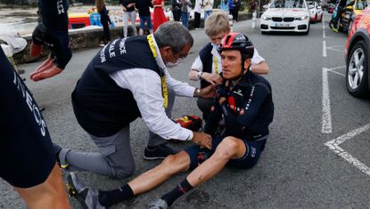 Geraint Thomas crashes on stage three of the Tour de France 2021
