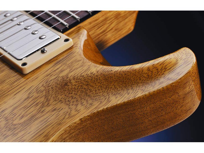 Body thickness is on par with the standard McCarty