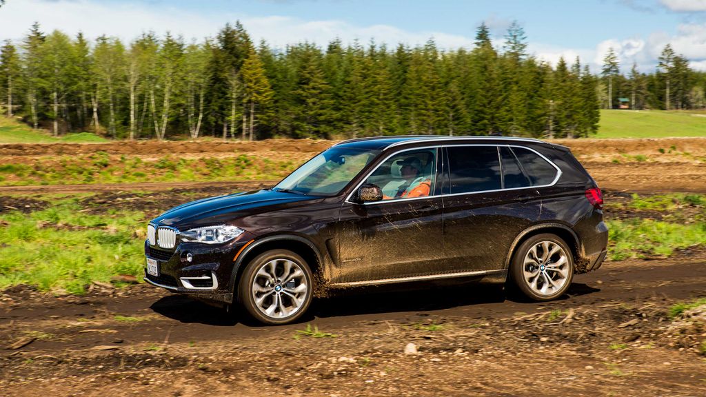 BMW's X5 plugin hybrid is a 'green' crossover TechRadar