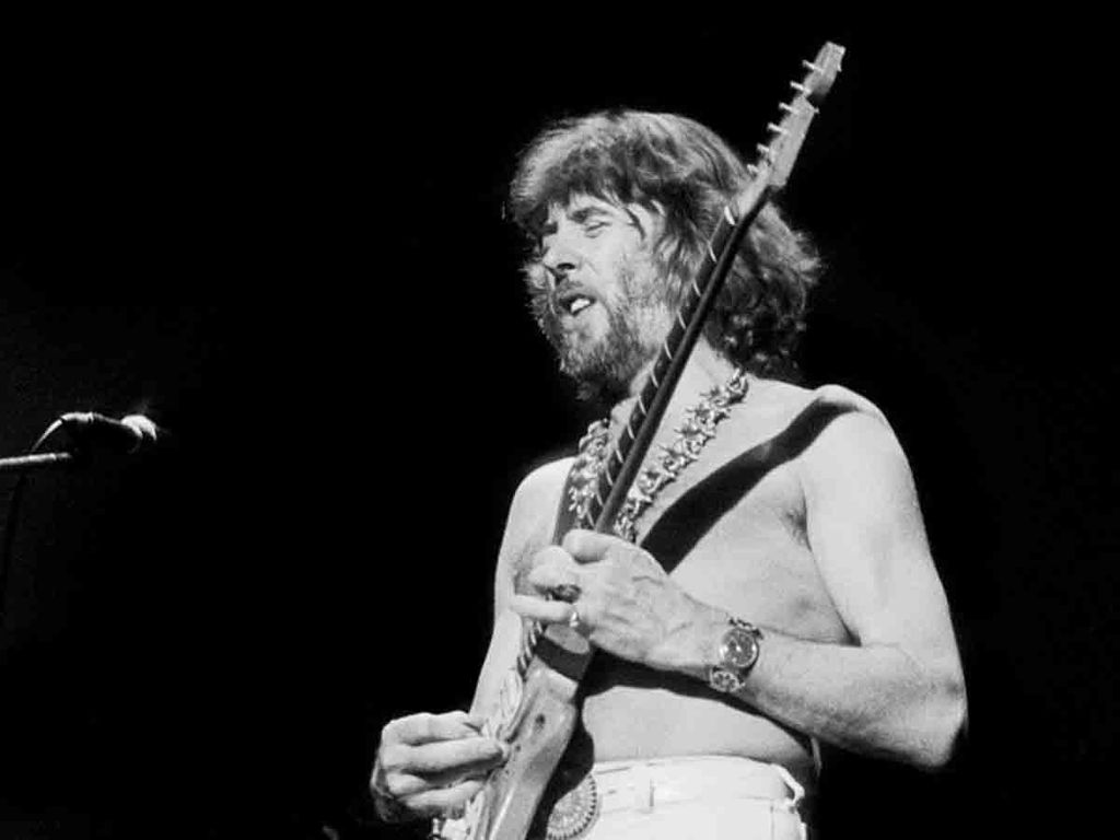 John Mayall talks treasured guitars and shirking practice | MusicRadar