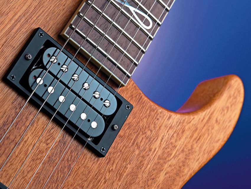 GJ2's humbuckers are the company's own vintage-voiced Habanero models.