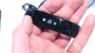 LG LifeBand Touch review